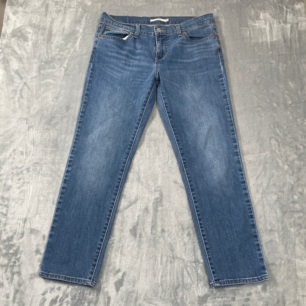 Levis Boyfriend Jeans Womens 28 Medium Wash Blue Mid Rise Straight Leg Denim